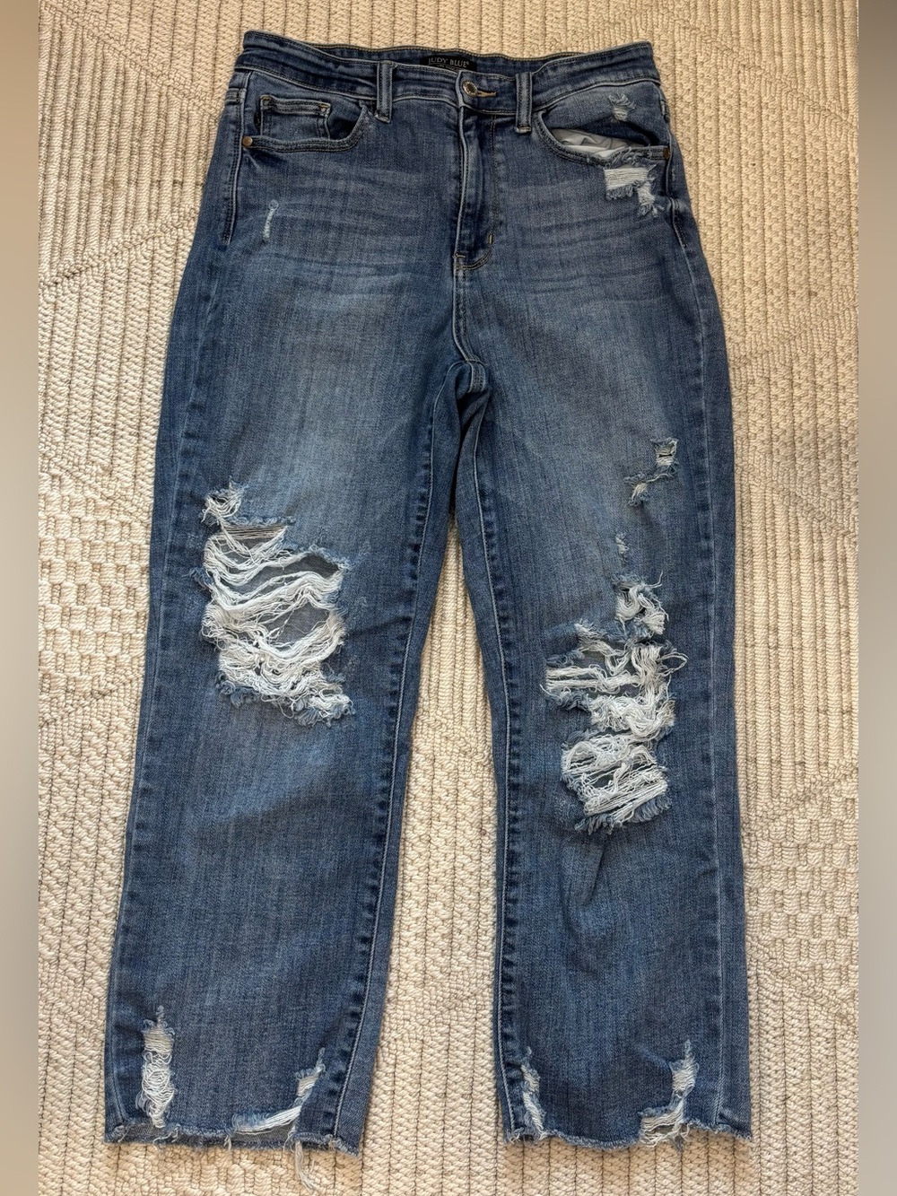 Judy Blue Straight Fit Distressed Jeans